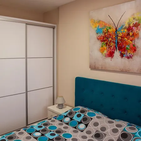 Happy Day شقة فاليفو